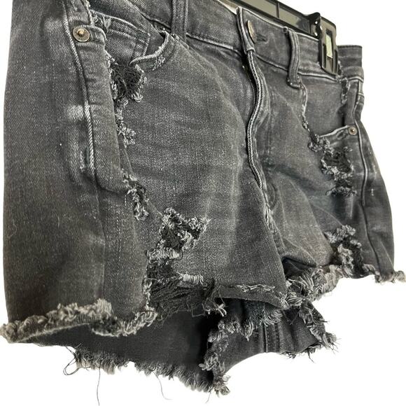 American Eagle Hi Rise Shortie Black Distressed Cut Off Goth Jean Shorts sz 6 - Picture 6 of 16